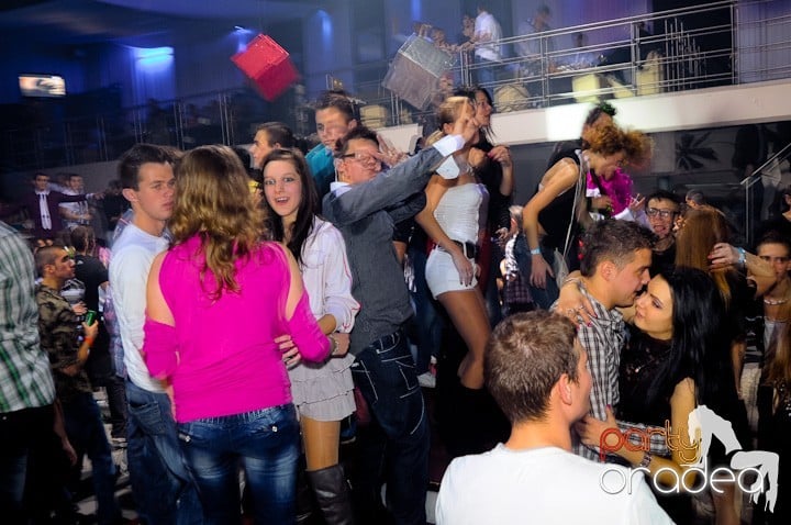Revelion în No Problem,