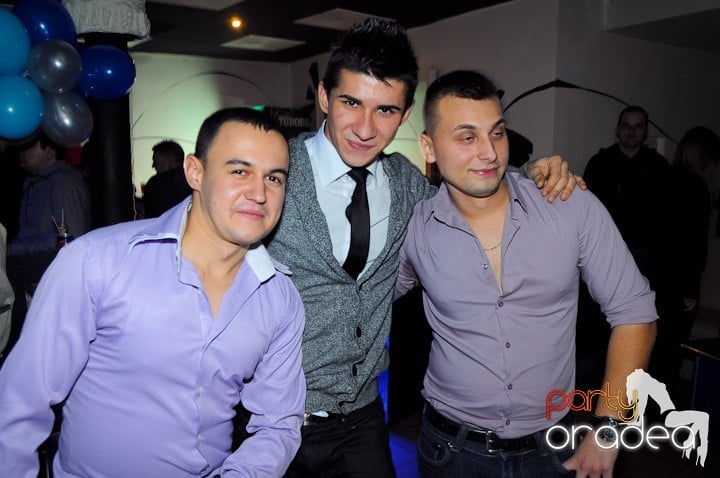 Revelion în No Problem,