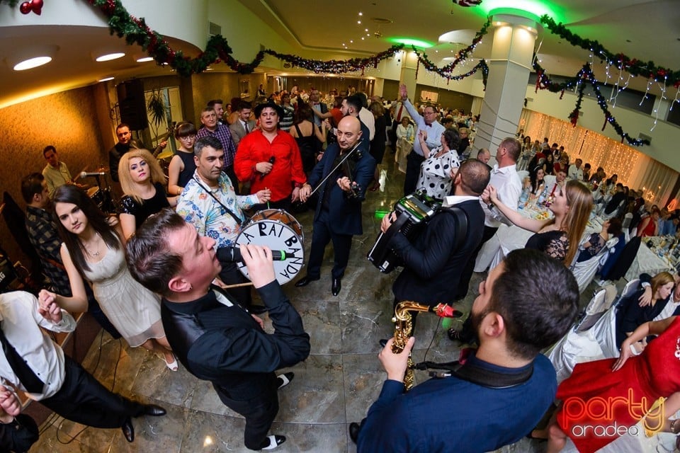 Revelion la Hotel Termal, Hotel Termal
