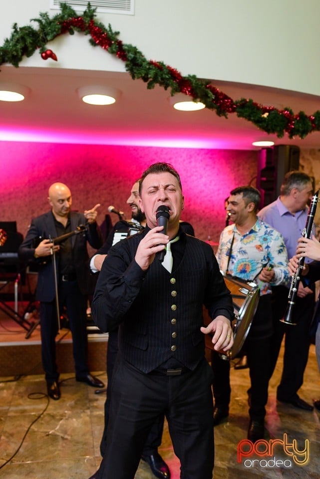 Revelion la Hotel Termal, Hotel Termal