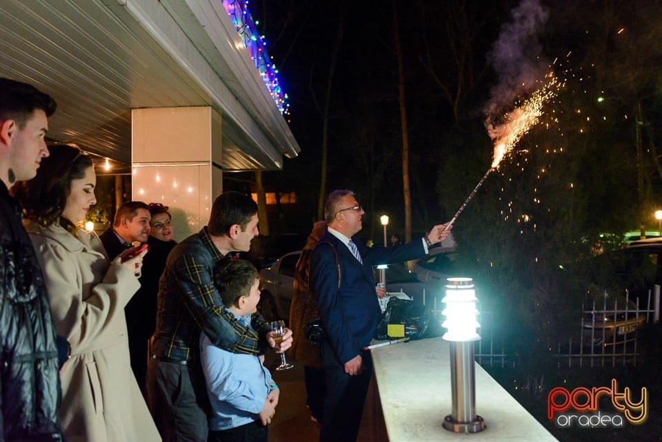 Revelion la Hotel Termal, Hotel Termal
