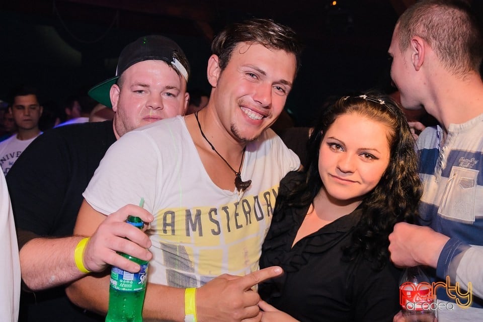 Rezident Night, 