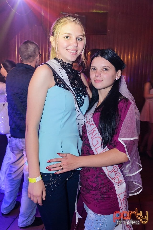 Rezident Night, 
