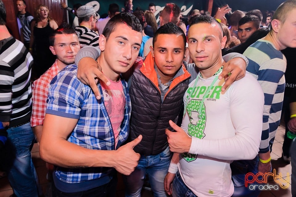 Rezident Night, 