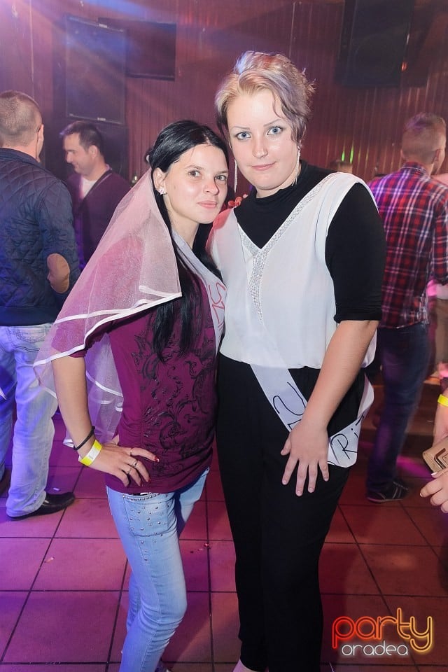 Rezident Night, 