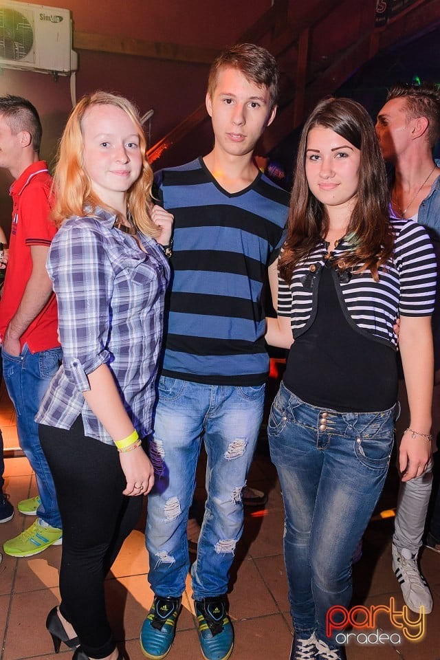Rezident Night, 