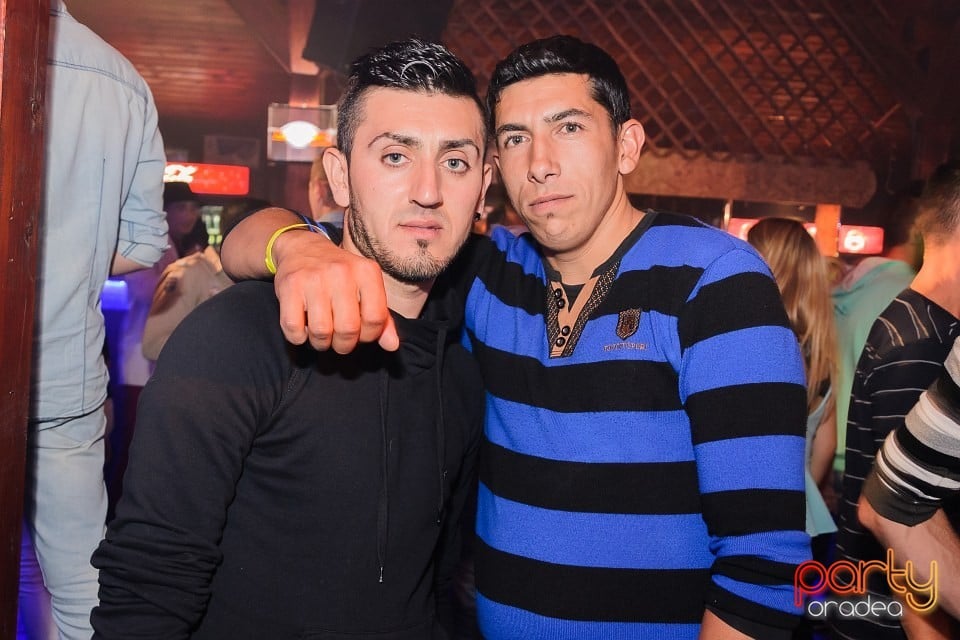 Rezident Night, 