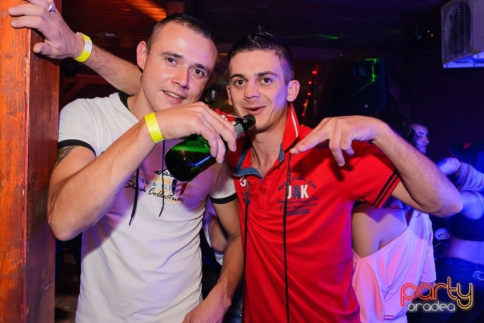 Rezident Night, 