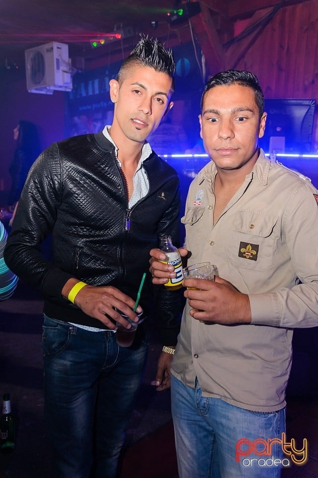 Rezident Night, 