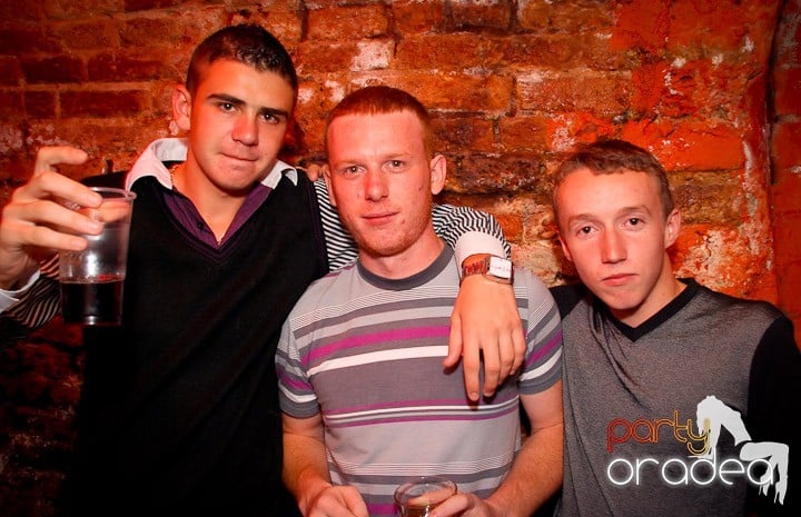 Ring de dans plin în Escape, 