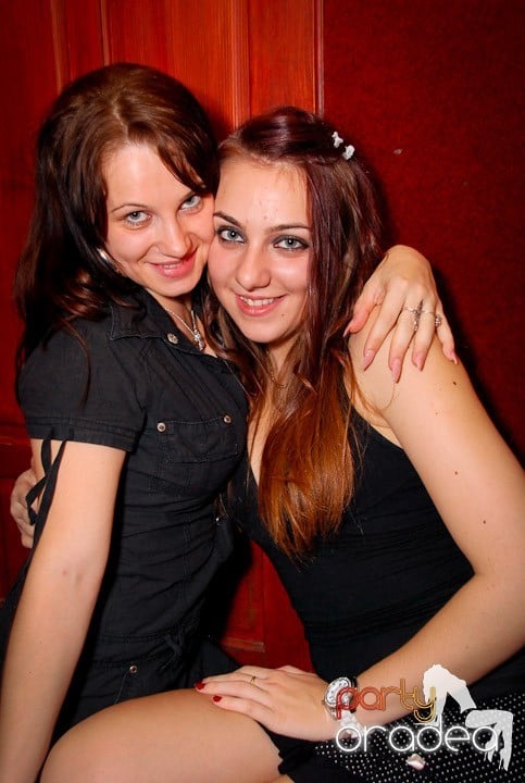 Ring de dans plin în Escape, 