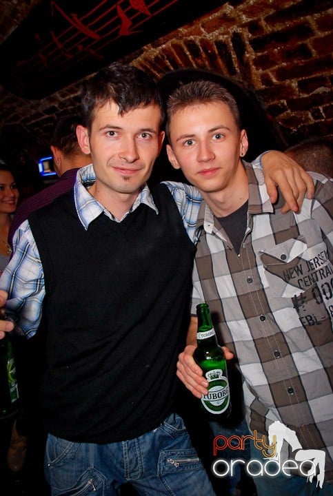 Ring de dans plin în Escape, 