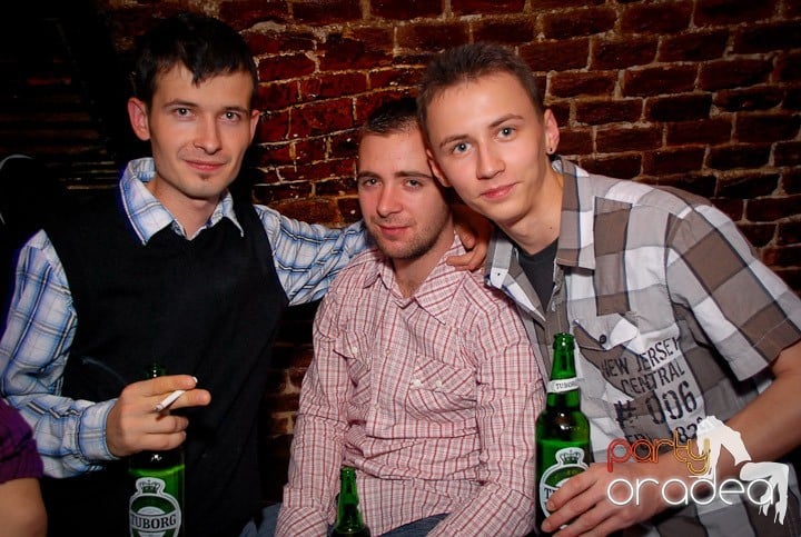 Ring de dans plin în Escape, 