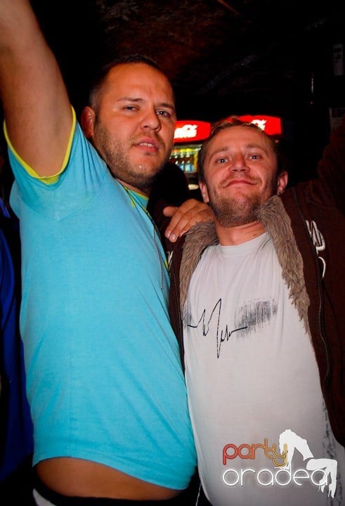 Ring de dans plin în Escape, 