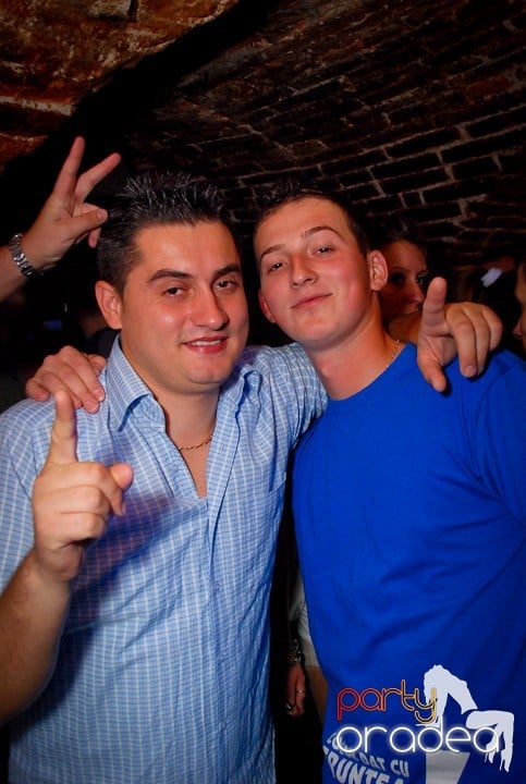 Ring de dans plin în Escape, 