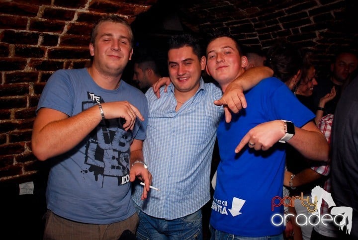 Ring de dans plin în Escape, 