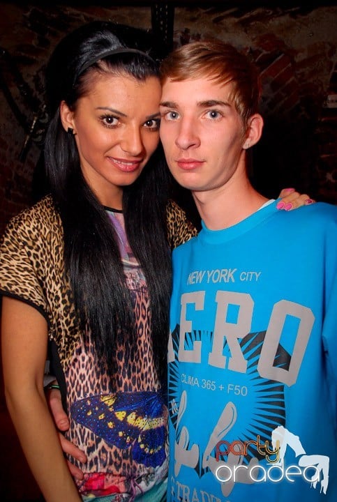 Ring de dans plin în Escape, 