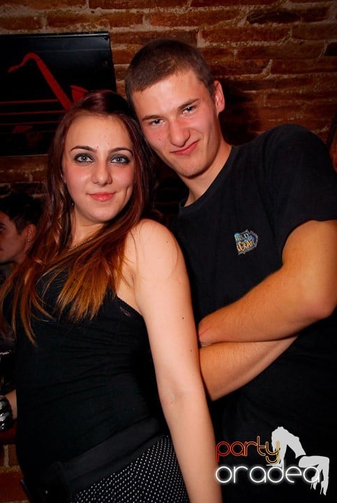 Ring de dans plin în Escape, 