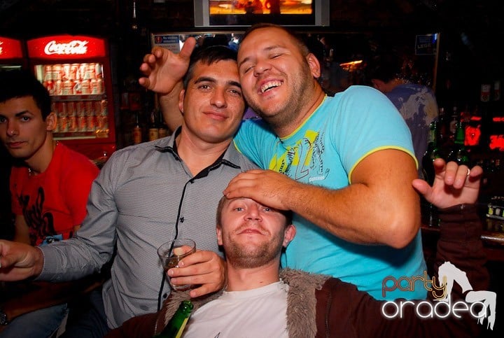 Ring de dans plin în Escape, 