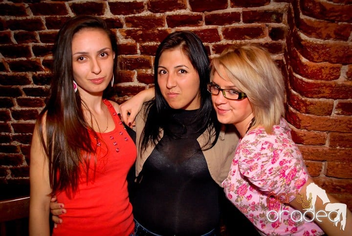 Ring de dans plin în Escape, 