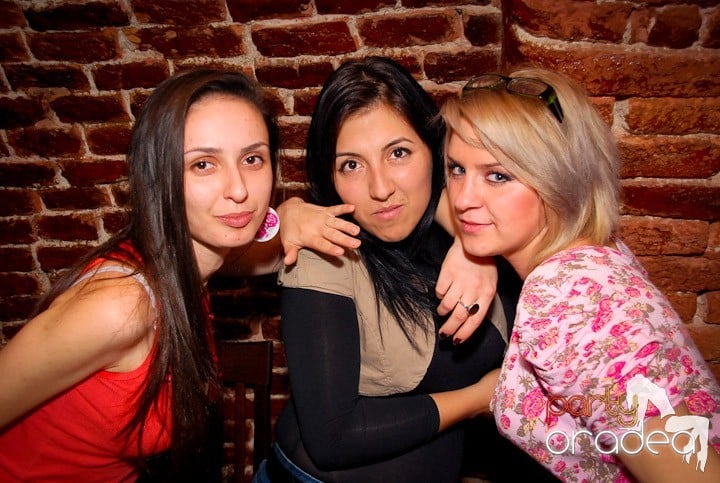 Ring de dans plin în Escape, 