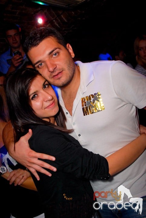 Ring de dans plin în Escape, 