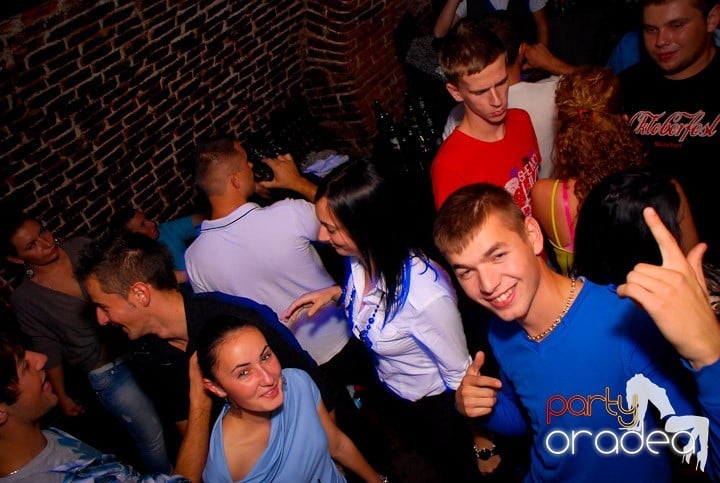 Ring de dans plin în Escape, 