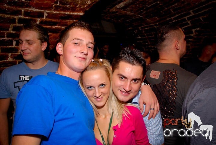 Ring de dans plin în Escape, 