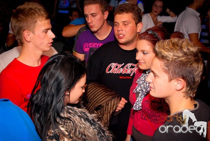 Ring de dans plin în Escape, 