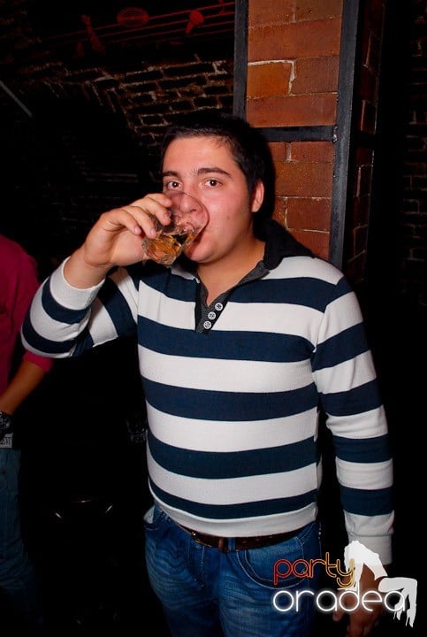 Ring de dans plin în Escape, 