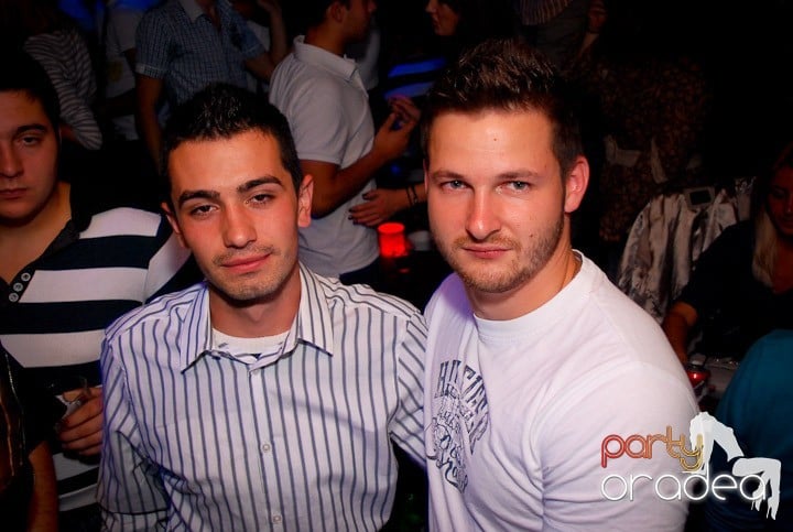 Ring de dans plin în Escape, 