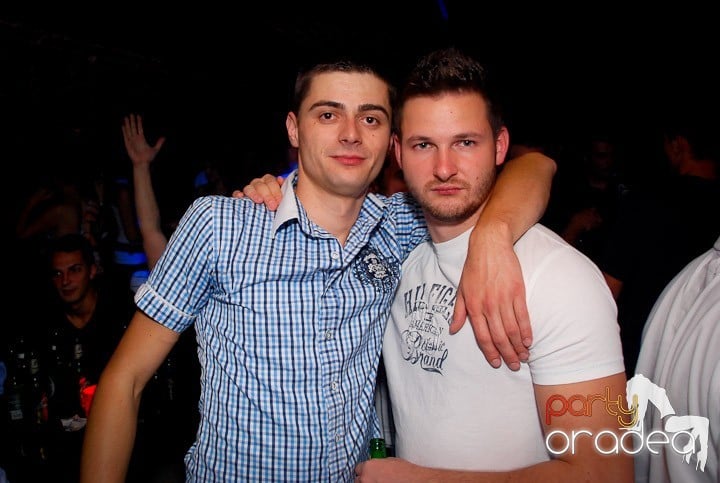 Ring de dans plin în Escape, 