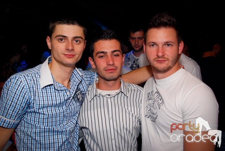 Ring de dans plin în Escape, 