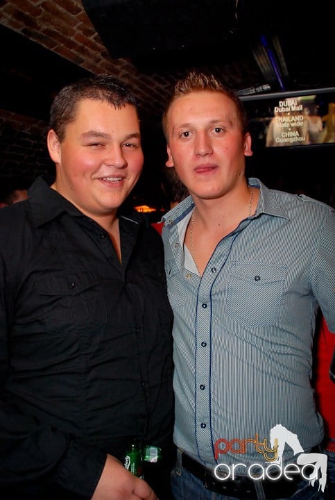 Ring de dans plin în Escape, 