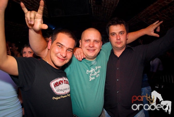 Ring de dans plin în Escape, 