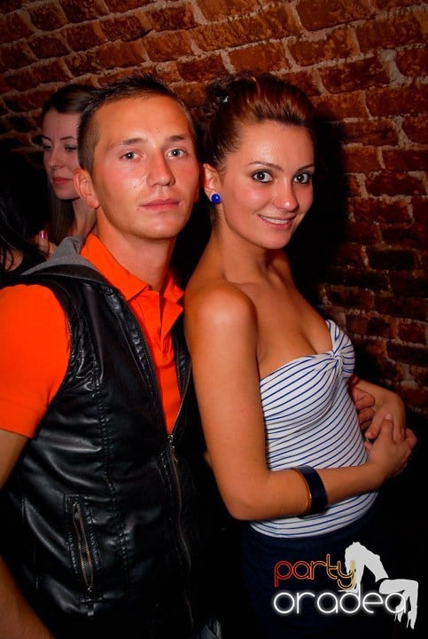 Ring de dans plin în Escape, 