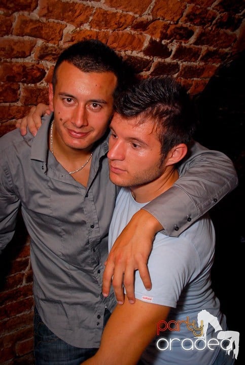 Ring de dans plin în Escape, 