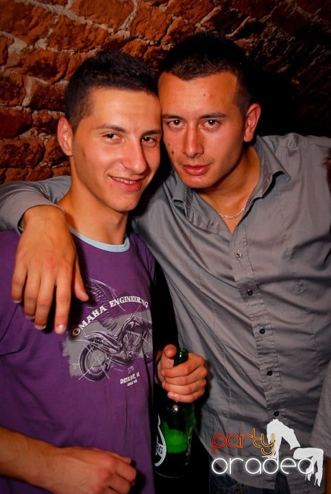 Ring de dans plin în Escape, 