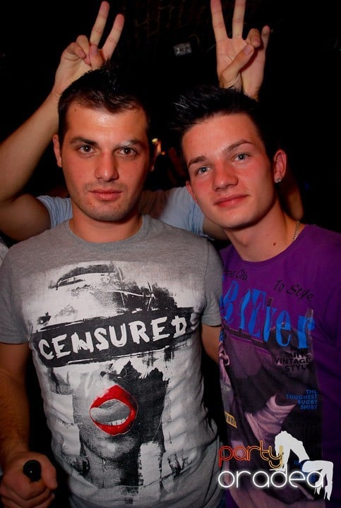 Ring de dans plin în Escape, 