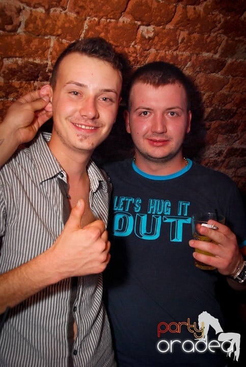 Ring de dans plin în Escape, 