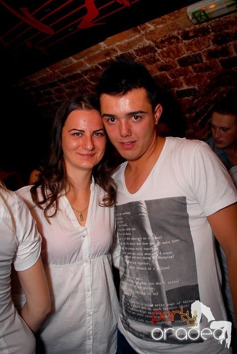 Ring de dans plin în Escape, 