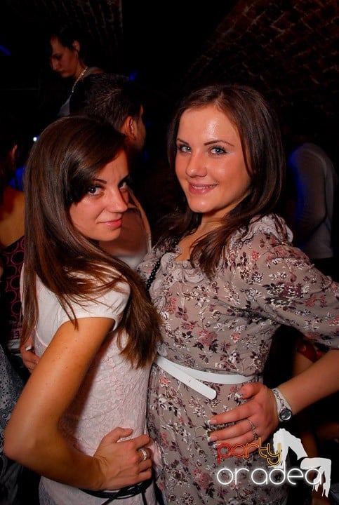 Ring de dans plin în Escape, 