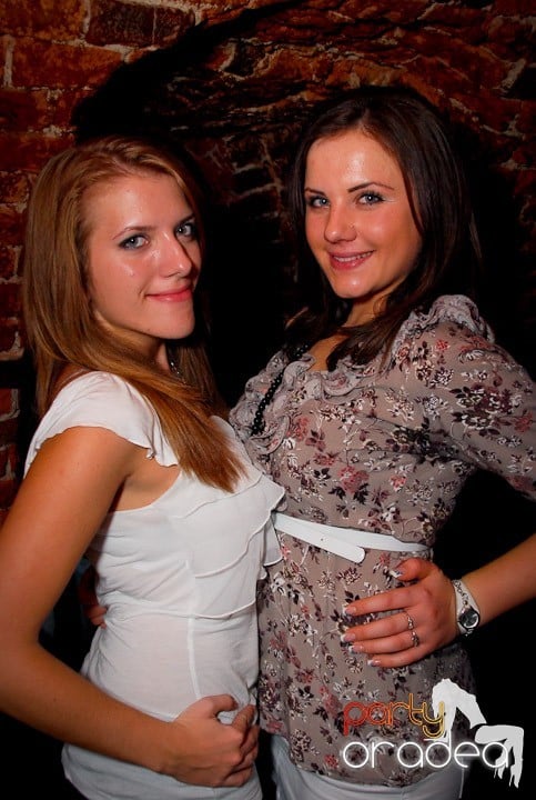 Ring de dans plin în Escape, 