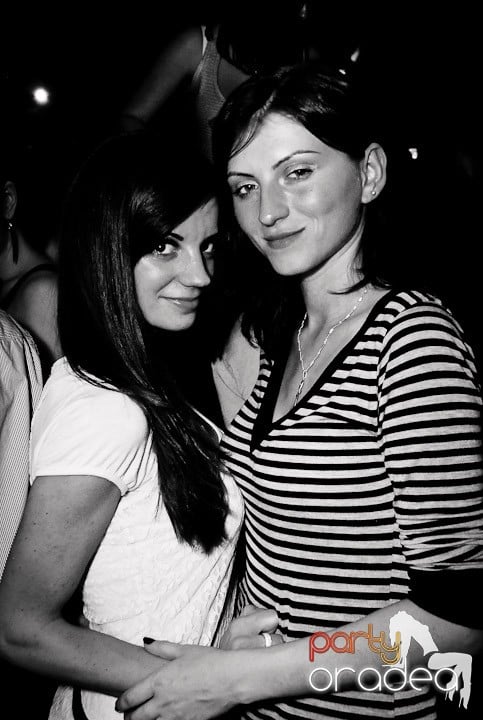 Ring de dans plin în Escape, 