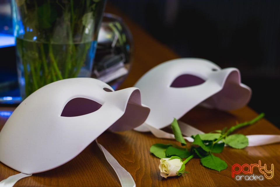 Masquerade Ball, Restaurant Rivo