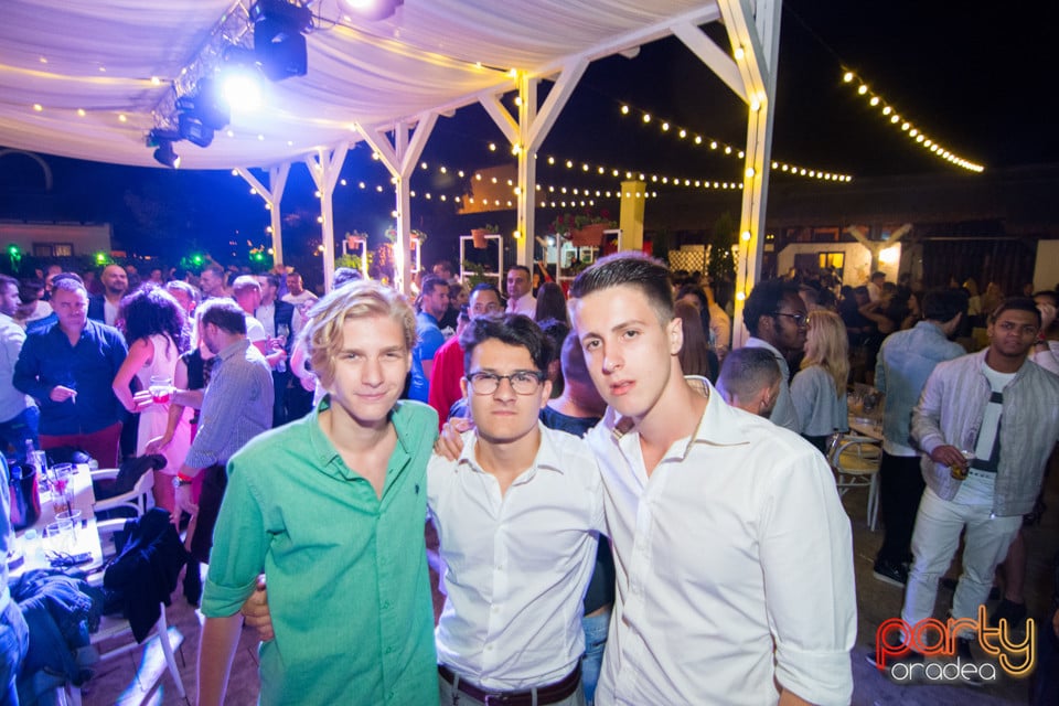 Vineri seara @ Rivo Summer Club, Hanul Pescarilor