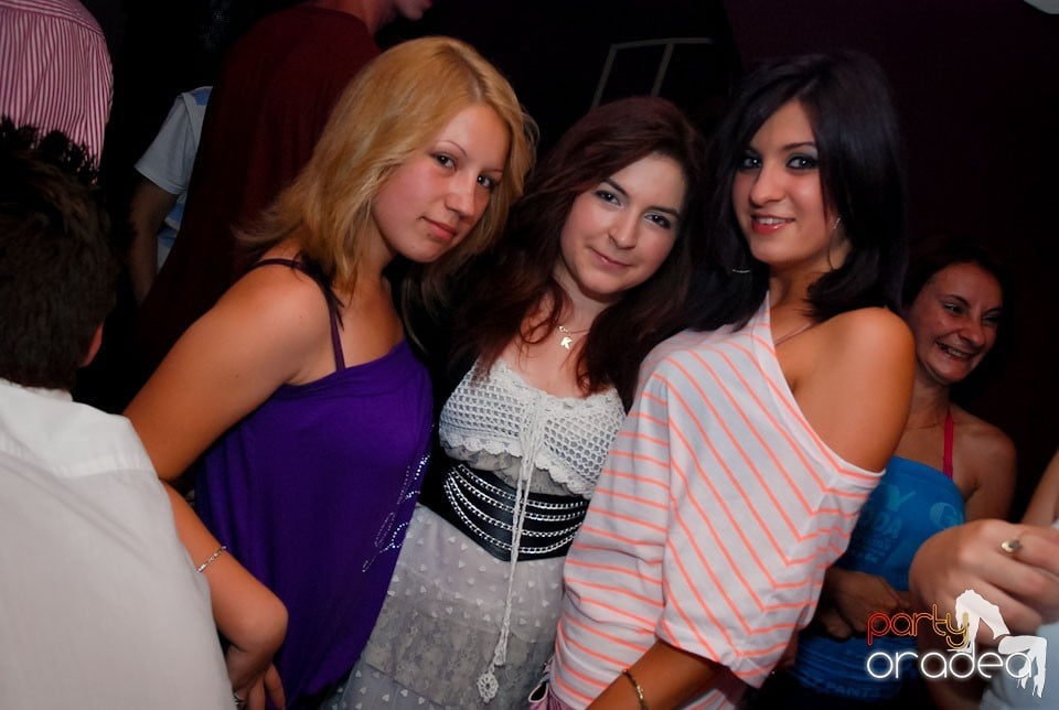 Romanian House Mafia în Club Atti's,