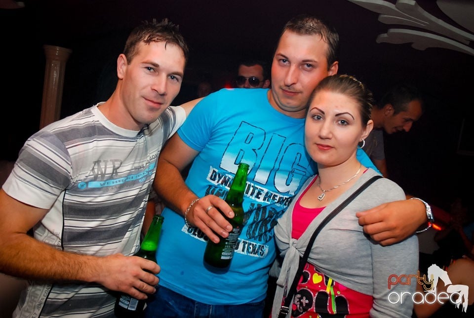 Romanian House Mafia în Club Atti's,