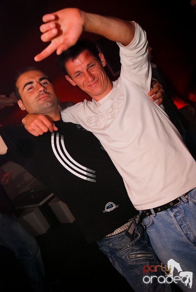 Romanian House Mafia în Club Atti's,
