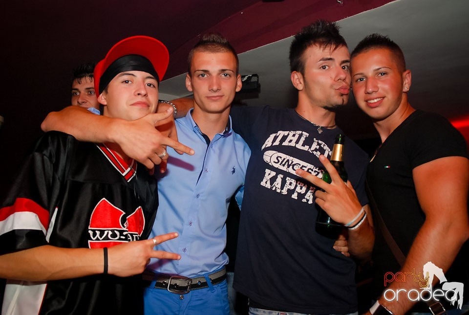 Romanian House Mafia în Club Atti's,